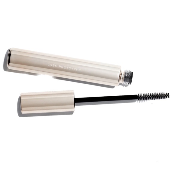 MAKE BEAUTY LASH PROTOTYPE VOLUMIZING MASCARA - Picture 3 of 4